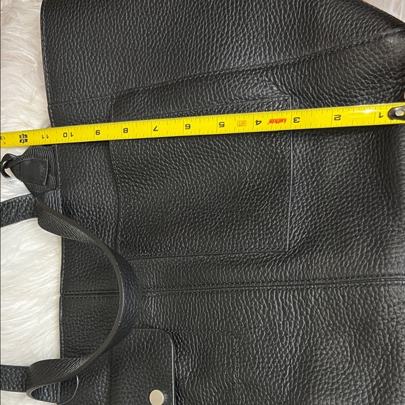 Treasure and bond Chic Black Textured Leather Tote Bag